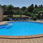 Aparthotel Tenuta Badia 4*