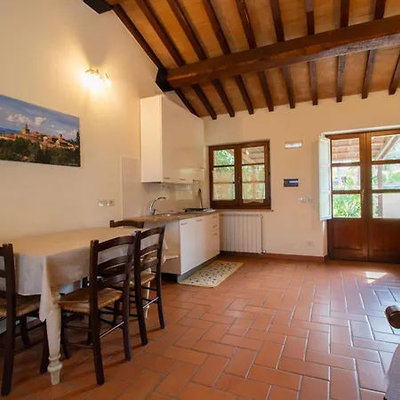Agriturismo Tenuta Badia Apart-hotel 2*